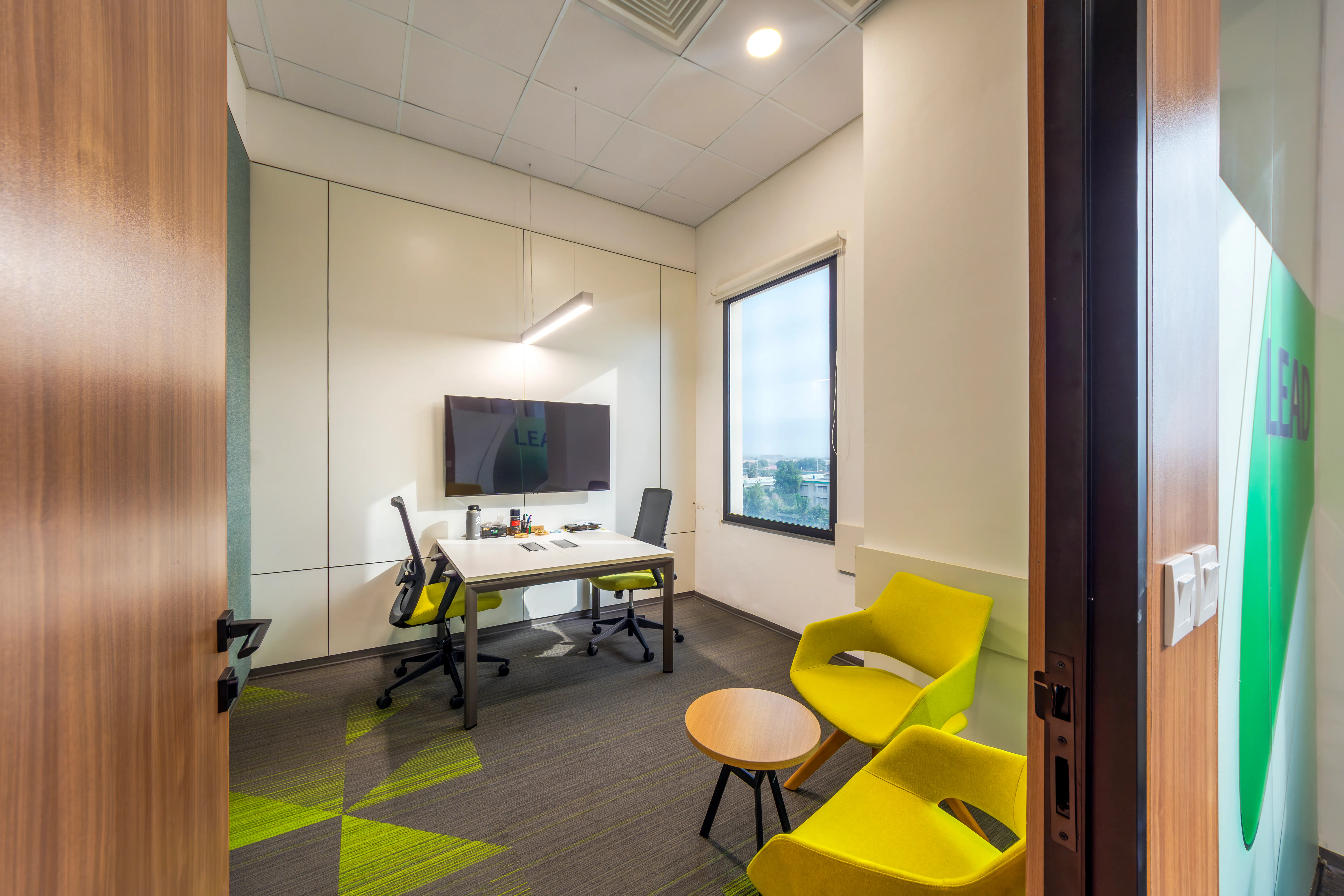 Stable Occupancy & Diverse Tenants
